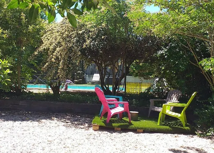 Ancienne Grange Rehabilitee Et Grangette Avec Piscine Et Jardin Nyaraló Faycelles